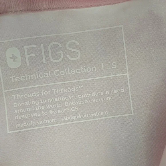 Figs Rafaela Pink tie dye scrub top - Picture 5 of 8
